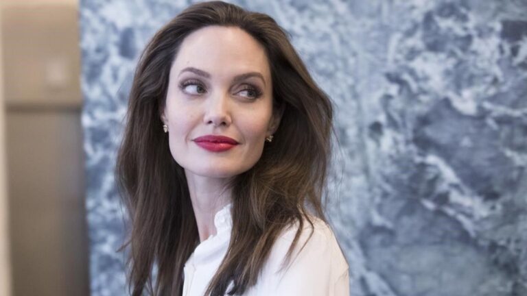 Angelina Jolie net worth 2023